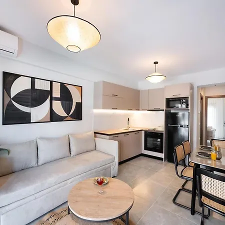 Aqua Bliss Apartment Nikiana